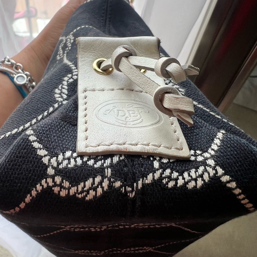 Dooney & Bourke Nautical Knot Bag in Black & Cream - Picture 12 of 15